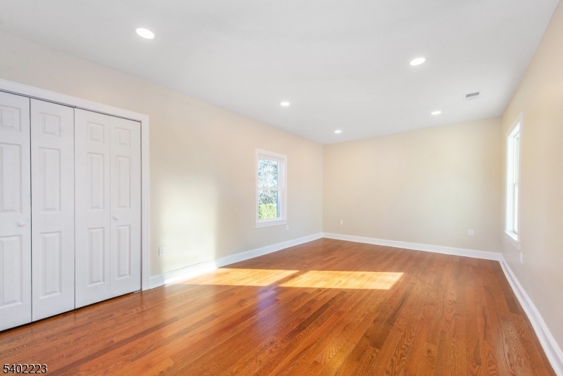 50 Grand Avenue Ridgefield Park, NJ 07660 - Photo 31 of 35