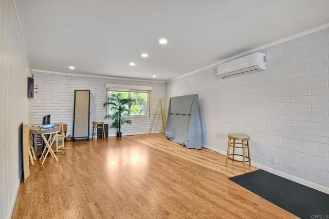 $989,000 | 6494 Friendly Place, Carlsbad, CA 92011