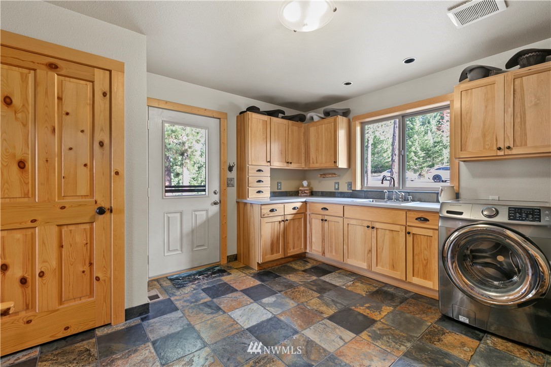 2090 Creekside Road Cle Elum, WA 98922 - Photo 14 of 39 Gallery Image 14