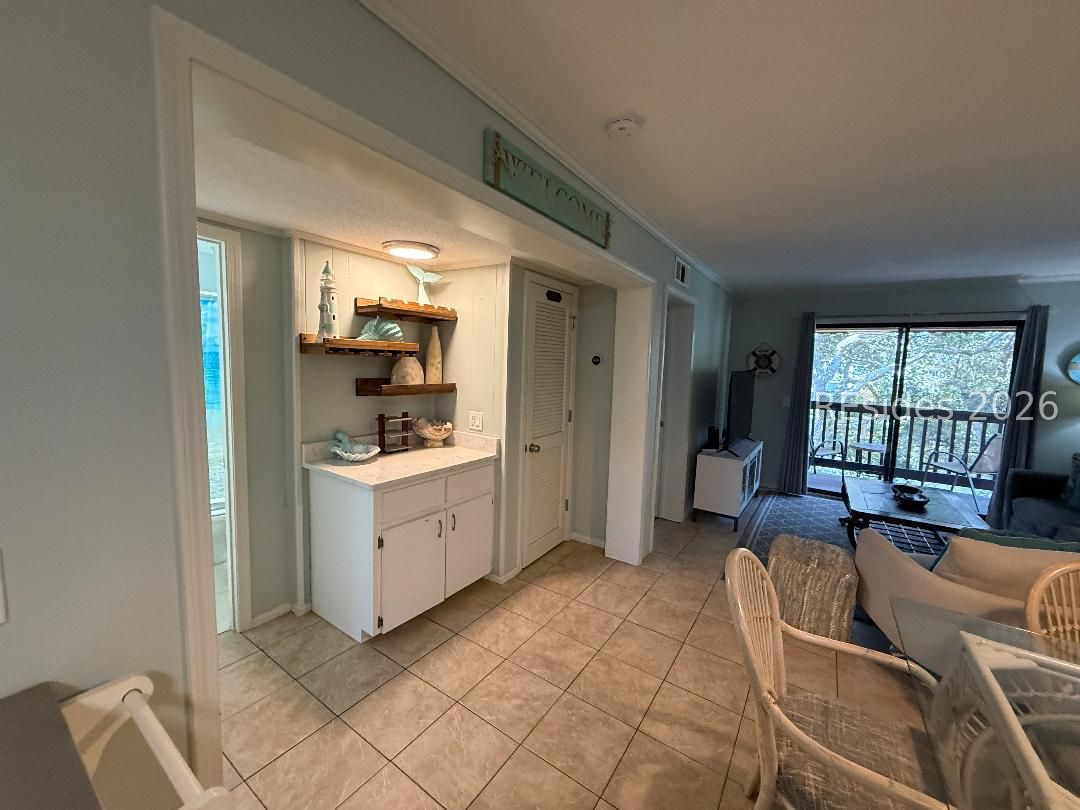 40 Folly Field Road, Unit B19 Hilton Head Island, SC 29928 - Photo 5 of 17