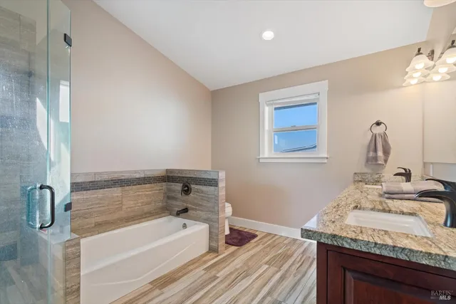 $899,999 | 1647 Kerry Lane, Santa Rosa, CA 95403