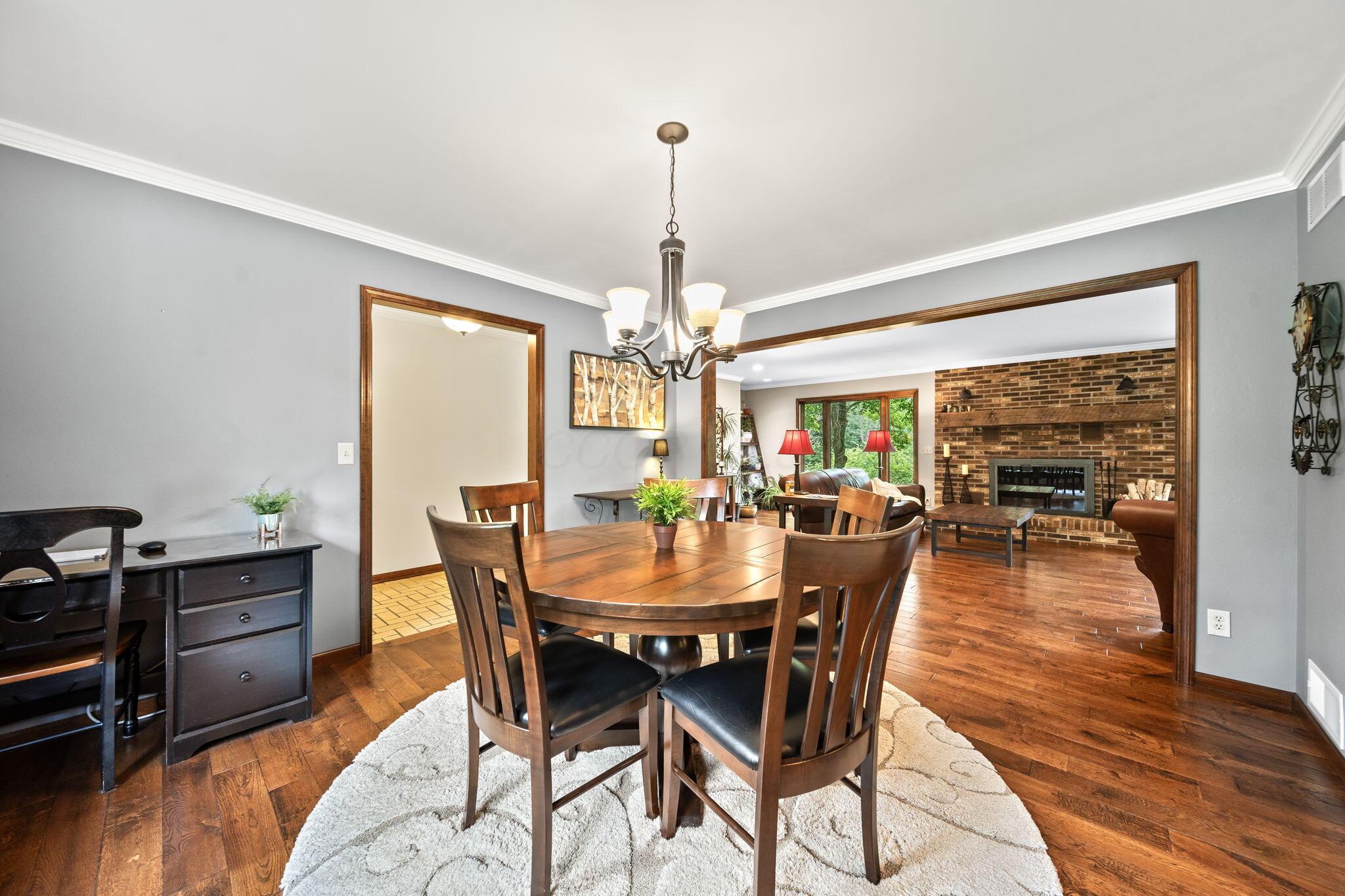 2125 Carriage Road Powell, OH 43065 - Photo 16 of 89 25-web-or-mls-DSC09976