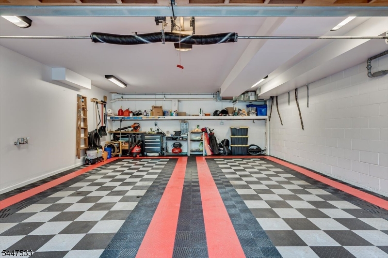 4 Edgewood Road Edison, NJ 08820 - Photo 41 of 45