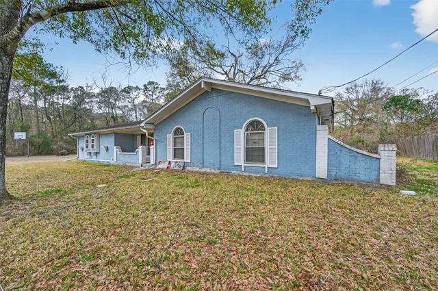 $275,000 | 12163 Oak Leaf Road, Conroe, TX 77303