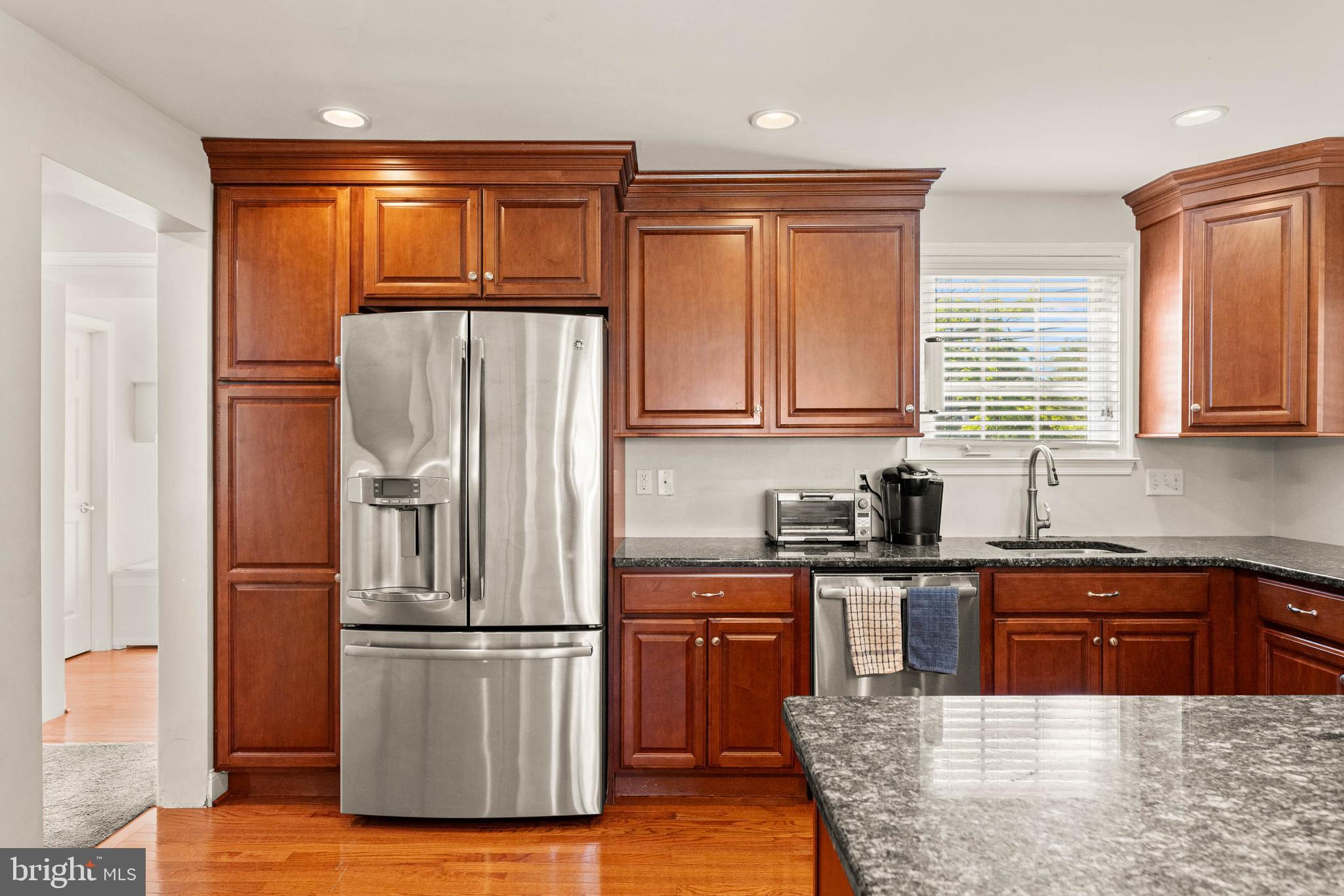 1518 James Road Wynnewood, PA 19096 - Photo 9 of 33 Stainless Steel Appliances