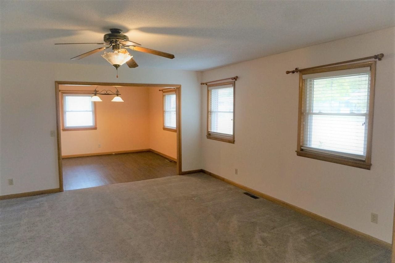 706 Jackson Street Perry, OK 73077 - Photo 6 of 36 Gallery Image 6