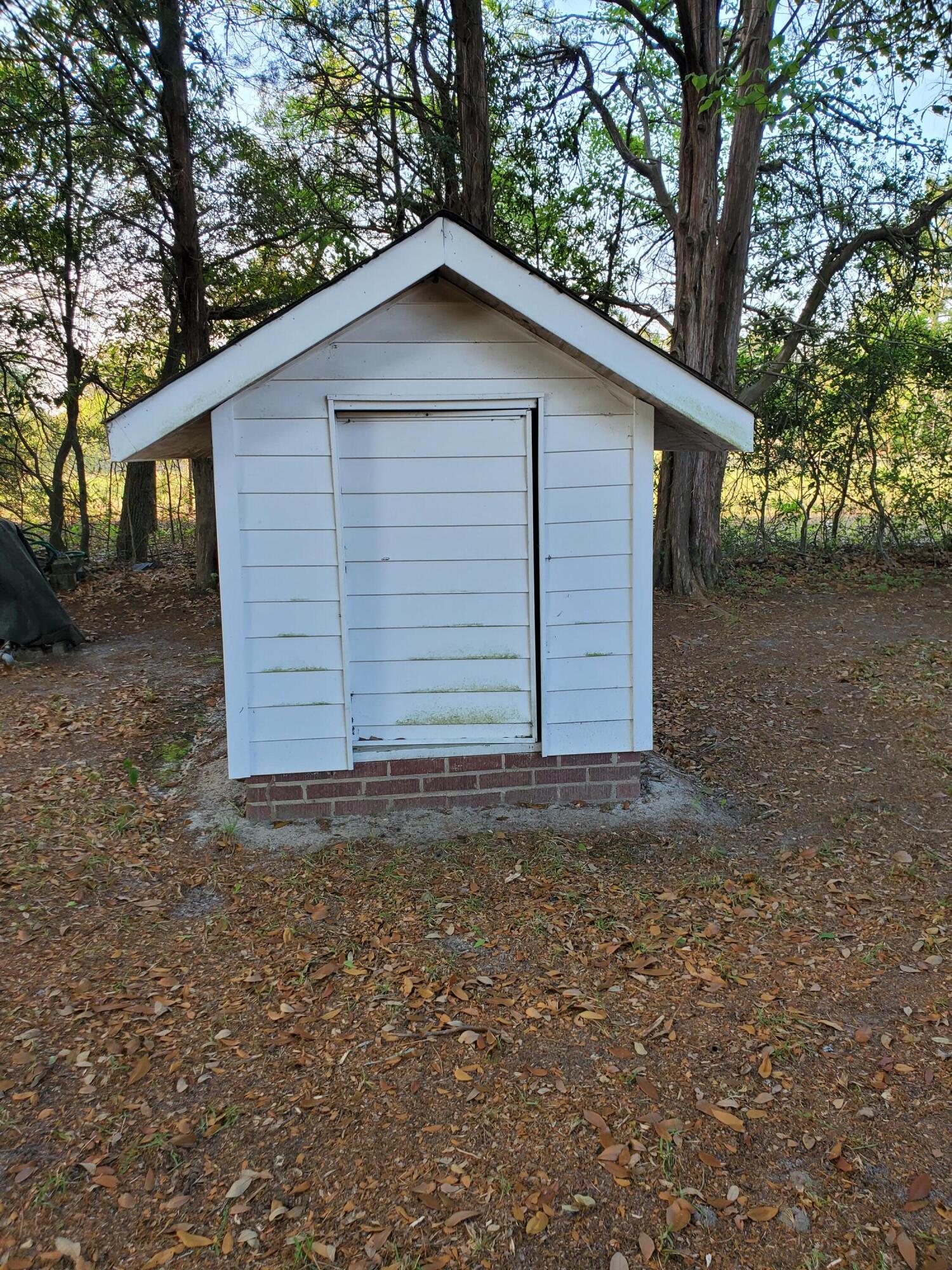 2481 Piper Road Aiken, SC 29805 - Photo 10 of 33
