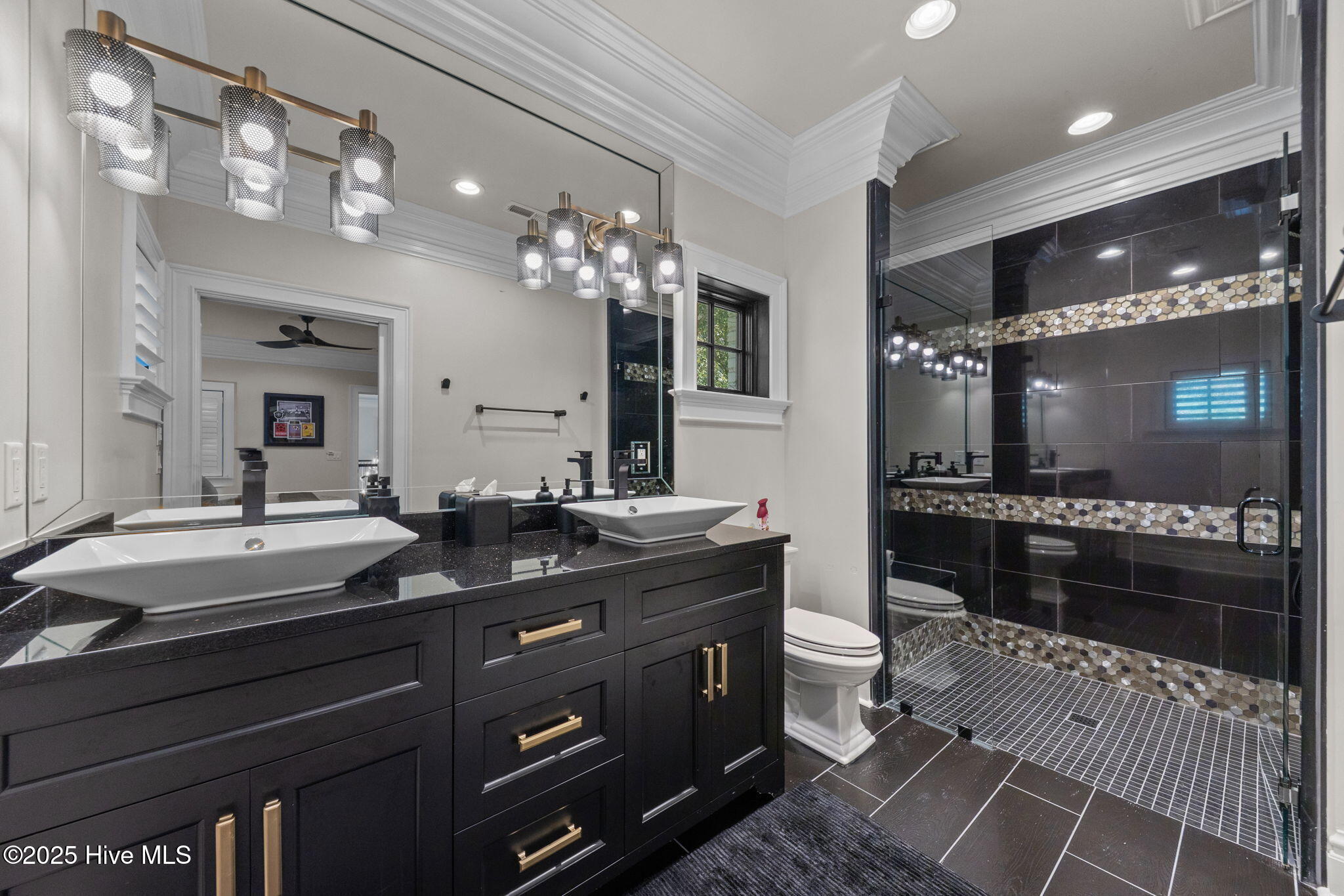 140 Brookhaven Road Pinehurst, NC 28374 - Photo 32 of 54 En Suite for Bedroom 4