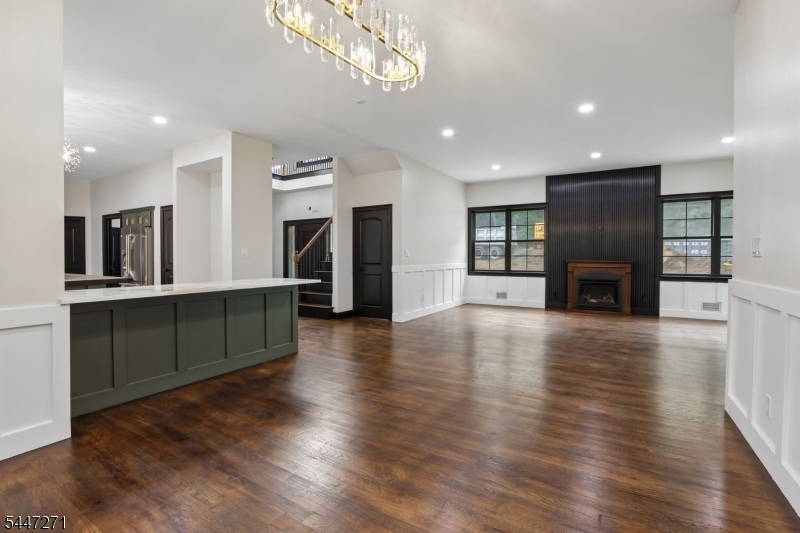 49 Northwood Road Hopatcong, NJ 07849 - Photo 11 of 35