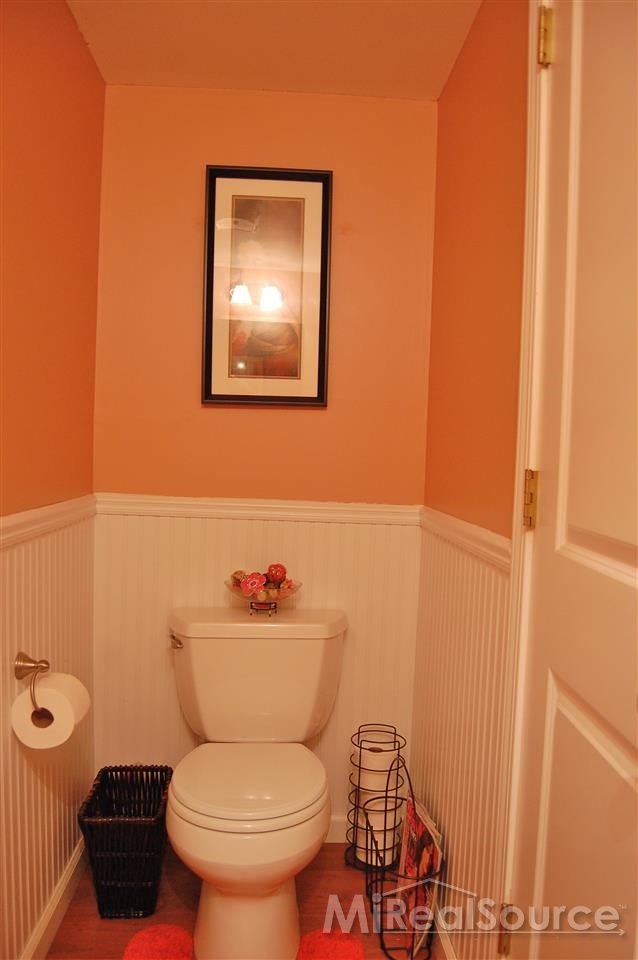 1673 Riverside Drive, Unit 41 Rochester, MI 48309 - Photo 22 of 26 31200001-21.JPG