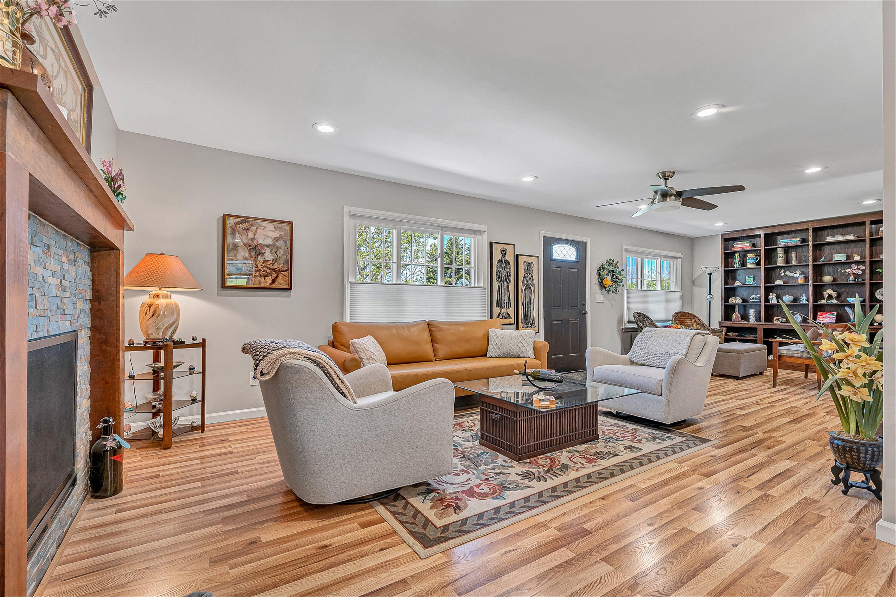 3994 Springwood Road Fincastle, VA 24090 - Photo 4 of 49 04-VM-02097