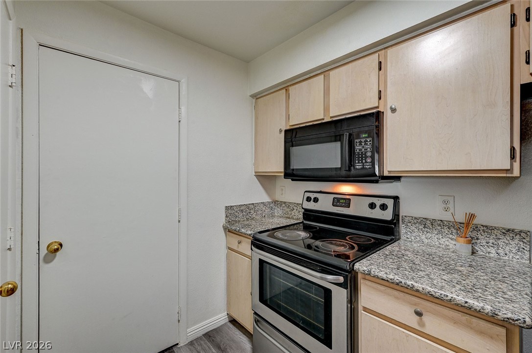 8101 West Flamingo Road, Unit 2179 Las Vegas, NV 89147 - Photo 13 of 36 Gallery Image 13
