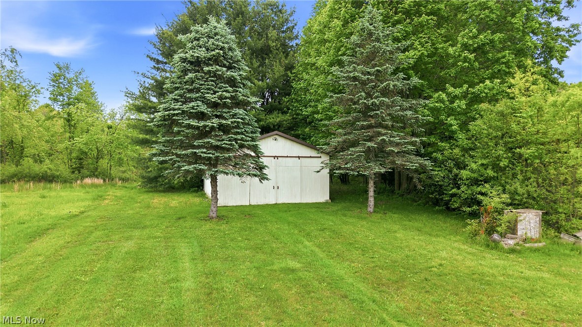 6667 Chestnut-Ridge Road Hubbard, OH 44425 - Photo 28 of 35 Approx 12.03 acres with sizable outbuilding- perfect for barn conversion, equipment storage, etc