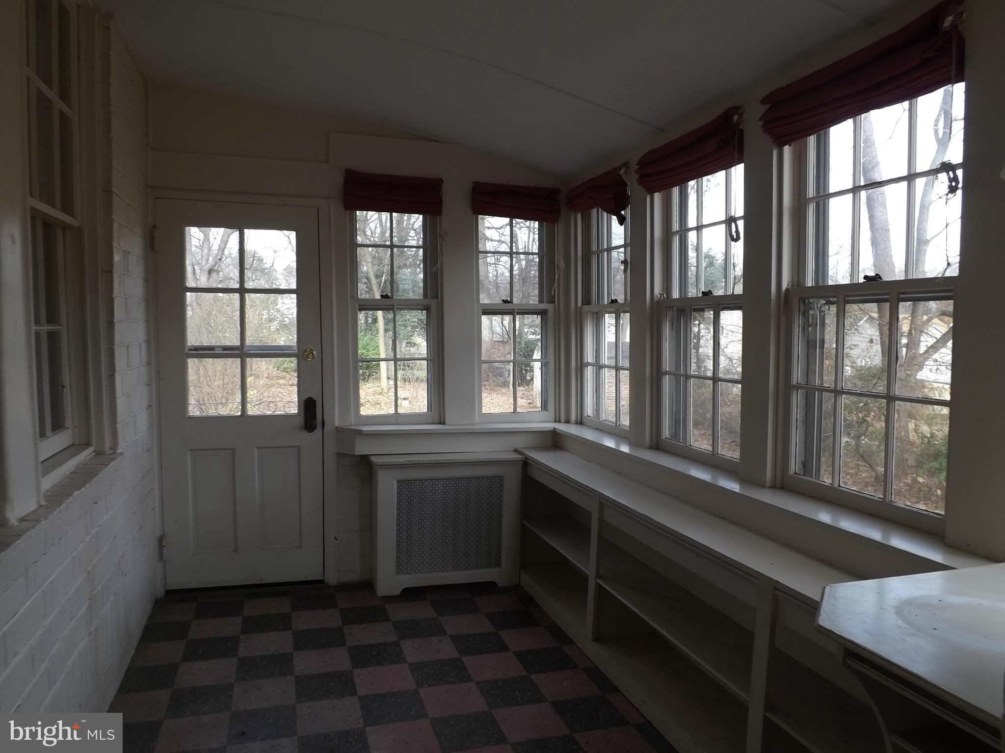1810 Clearwood Road Baltimore, MD 21234 - Photo 11 of 17 Interior (General)