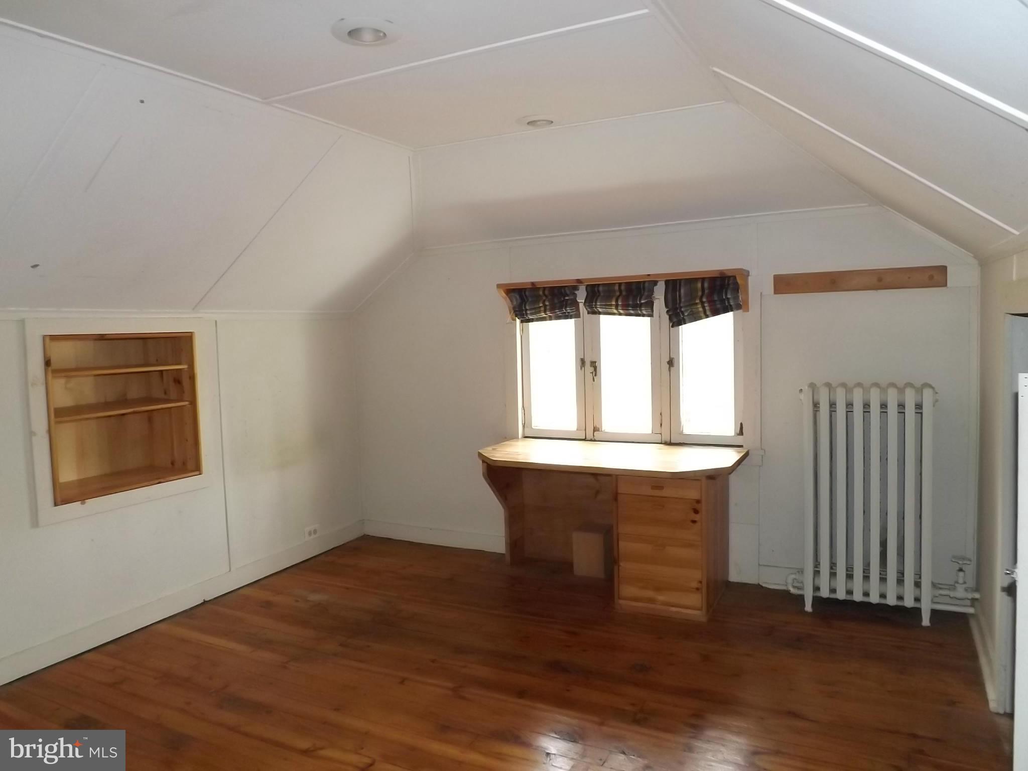 1810 Clearwood Road Baltimore, MD 21234 - Photo 12 of 17 Bedroom