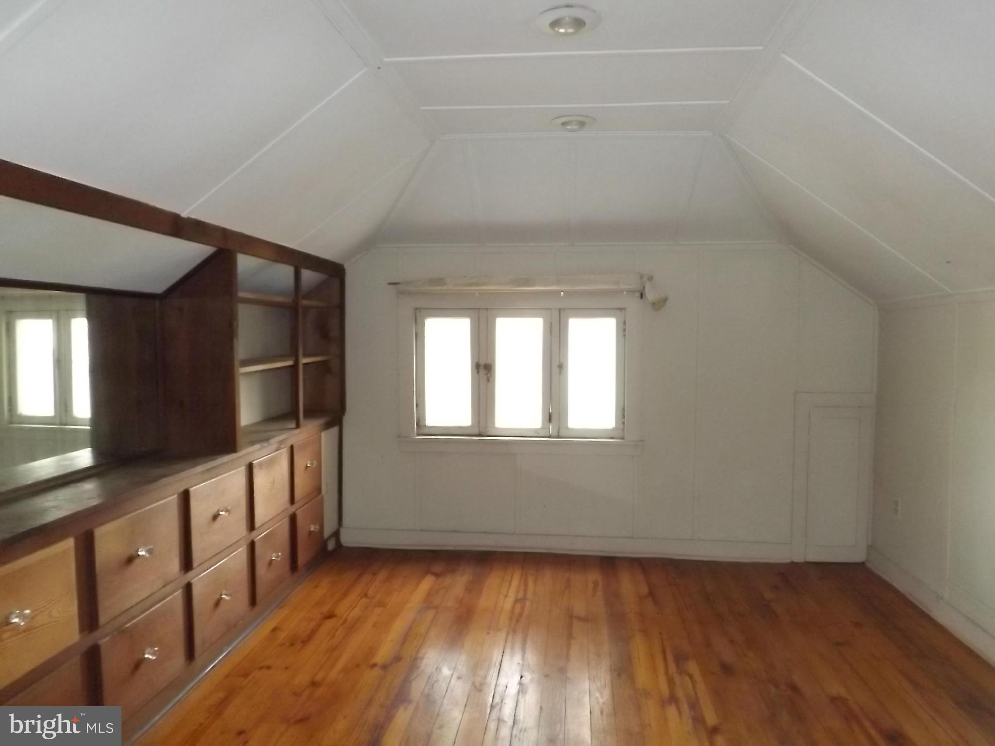 1810 Clearwood Road Baltimore, MD 21234 - Photo 13 of 17 Bedroom