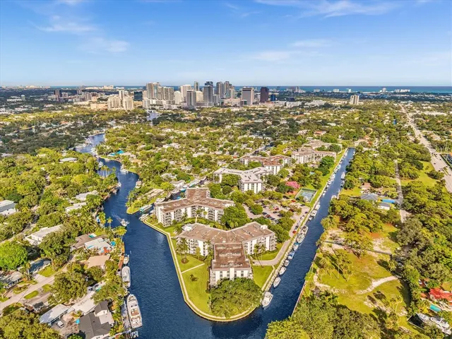 $249,000 | 900 River Reach Drive, Unit 525, Fort Lauderdale, FL 33315