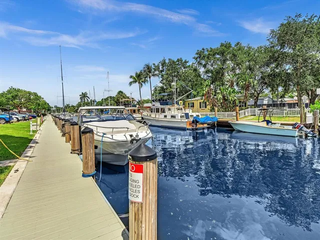 $249,000 | 900 River Reach Drive, Unit 525, Fort Lauderdale, FL 33315