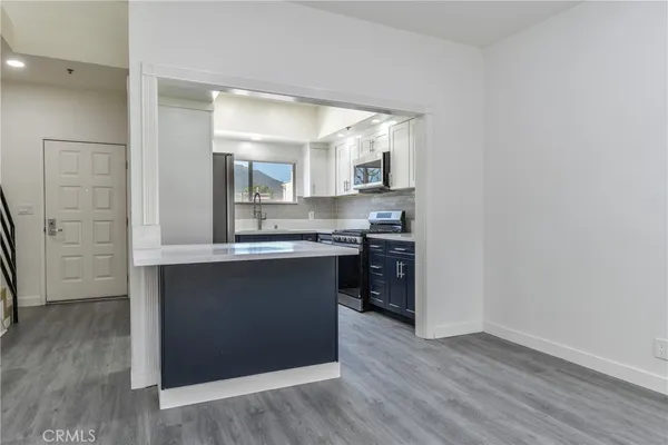 $788,000 | 2915 Montrose Avenue, Unit 525, Glendale, CA 91214