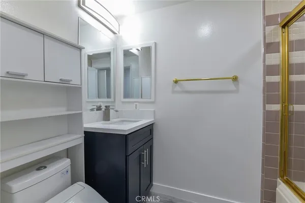 $788,000 | 2915 Montrose Avenue, Unit 525, Glendale, CA 91214