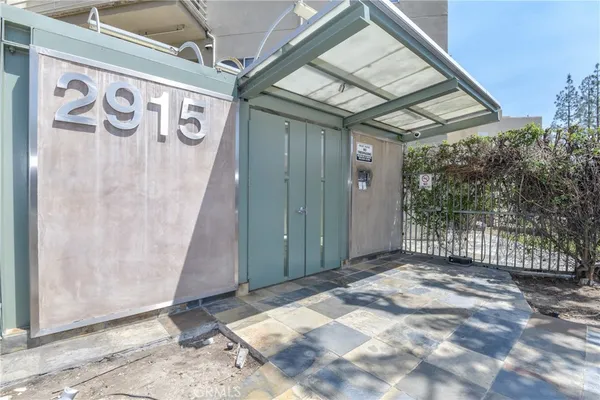 $788,000 | 2915 Montrose Avenue, Unit 525, Glendale, CA 91214