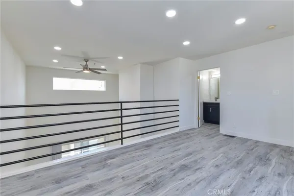 $788,000 | 2915 Montrose Avenue, Unit 525, Glendale, CA 91214