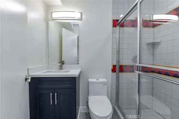 $788,000 | 2915 Montrose Avenue, Unit 525, Glendale, CA 91214