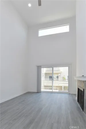 $788,000 | 2915 Montrose Avenue, Unit 525, Glendale, CA 91214