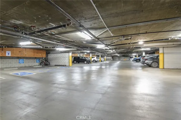 $788,000 | 2915 Montrose Avenue, Unit 525, Glendale, CA 91214