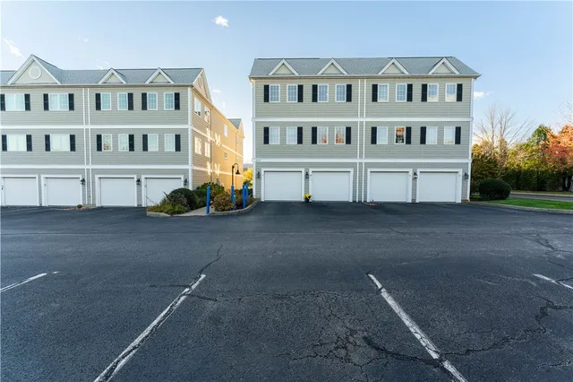 $375,000 | 683 Metacom Avenue, Unit 79, Bristol, RI 02809