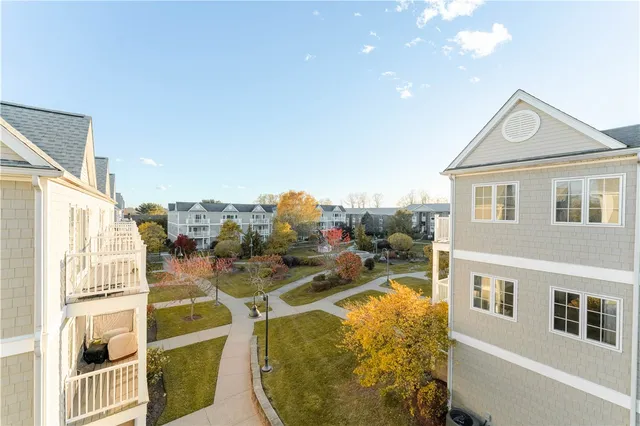 $375,000 | 683 Metacom Avenue, Unit 79, Bristol, RI 02809
