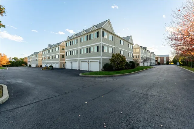 $375,000 | 683 Metacom Avenue, Unit 79, Bristol, RI 02809