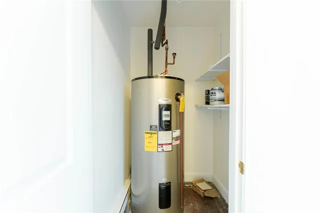 $375,000 | 683 Metacom Avenue, Unit 79, Bristol, RI 02809