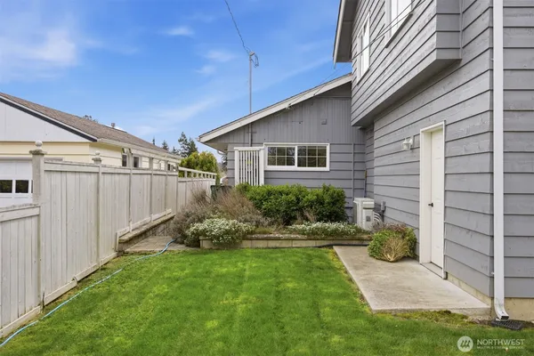 $940,000 | 2950 Plymouth Drive, Bellingham, WA 98225