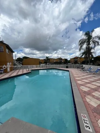 $2,550 | 9701 Fontainebleau Boulevard, Unit C206, Miami, FL 33172