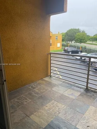 $2,550 | 9701 Fontainebleau Boulevard, Unit C206, Miami, FL 33172