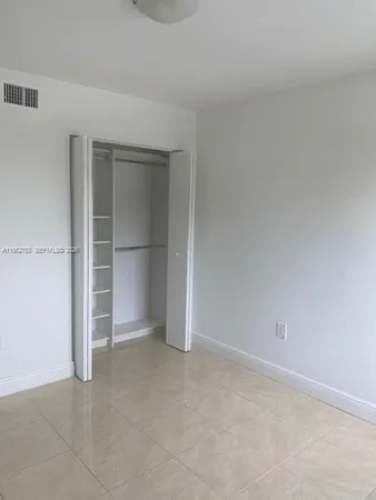$2,550 | 9701 Fontainebleau Boulevard, Unit C206, Miami, FL 33172