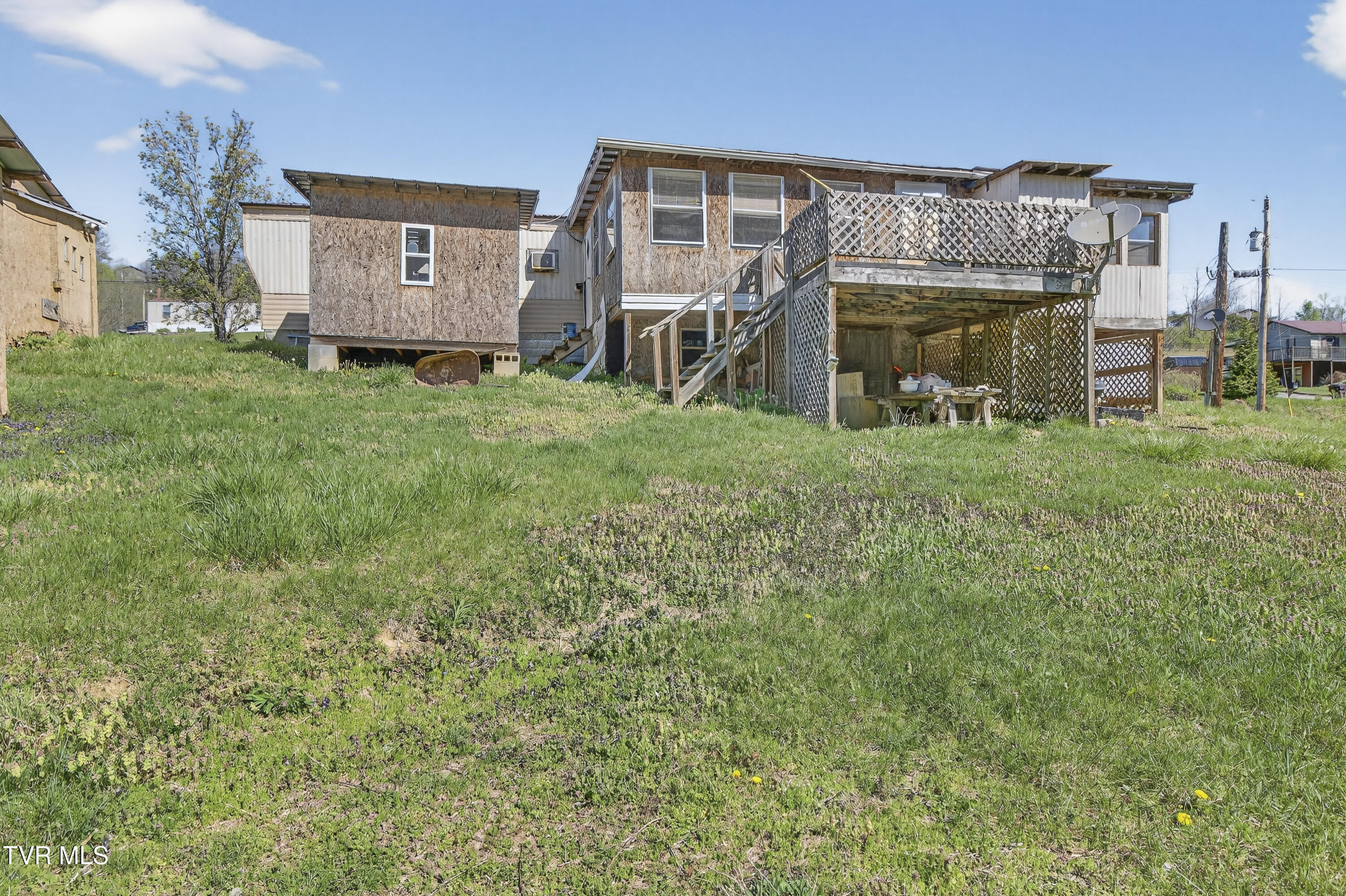 2484 Denton Valley Road Bristol, TN 37620 - Photo 4 of 10 2484-Denton-Valley-Rd-Bristol-TN Matt-Sm