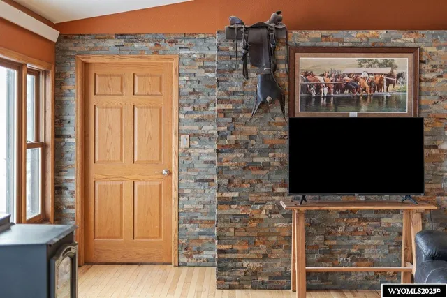 $2,900,000 | 690 Highway 26, Wheatland, WY 82201