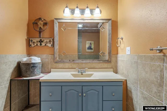 $2,900,000 | 690 Highway 26, Wheatland, WY 82201