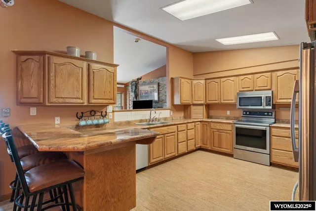 $2,900,000 | 690 Highway 26, Wheatland, WY 82201