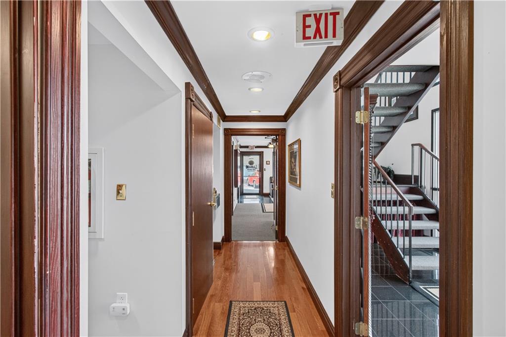 7240 McKnight Road Pittsburgh, PA 15237 - Photo 13 of 30 ANOTHER VIEW OF HALLWAY