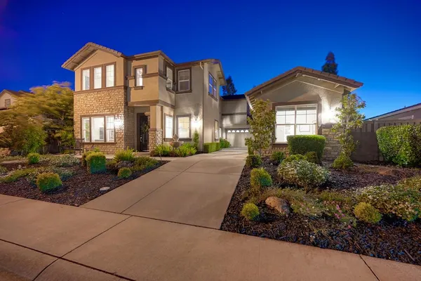 $1,075,000 | 1013 Sandwick Way, Folsom, CA 95630