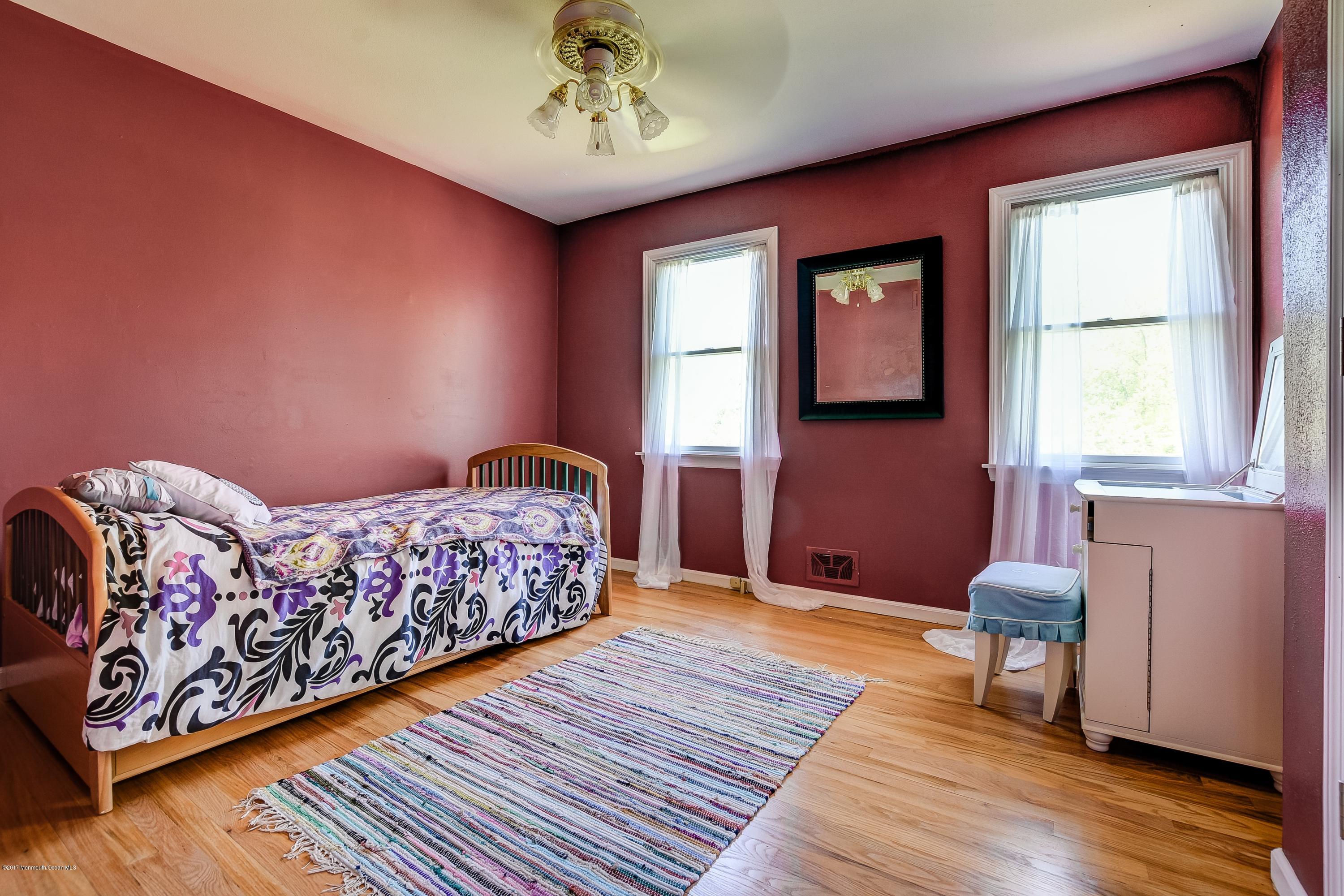 2 Country View Road Holmdel, NJ 07733 - Photo 18 of 27 Bedroom