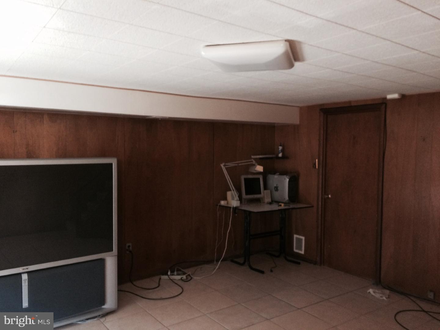732 Selmer Road Philadelphia, PA 19116 - Photo 22 of 24 Basement - Finished