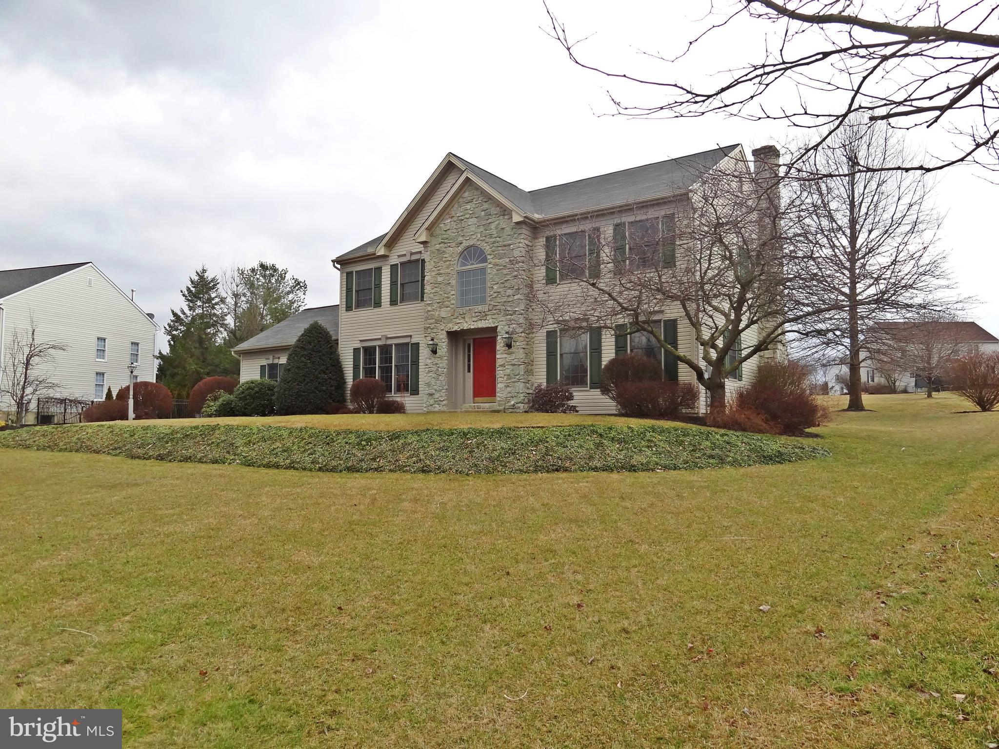 6 Marie Drive Lititz, PA 17543 - Photo 2 of 31