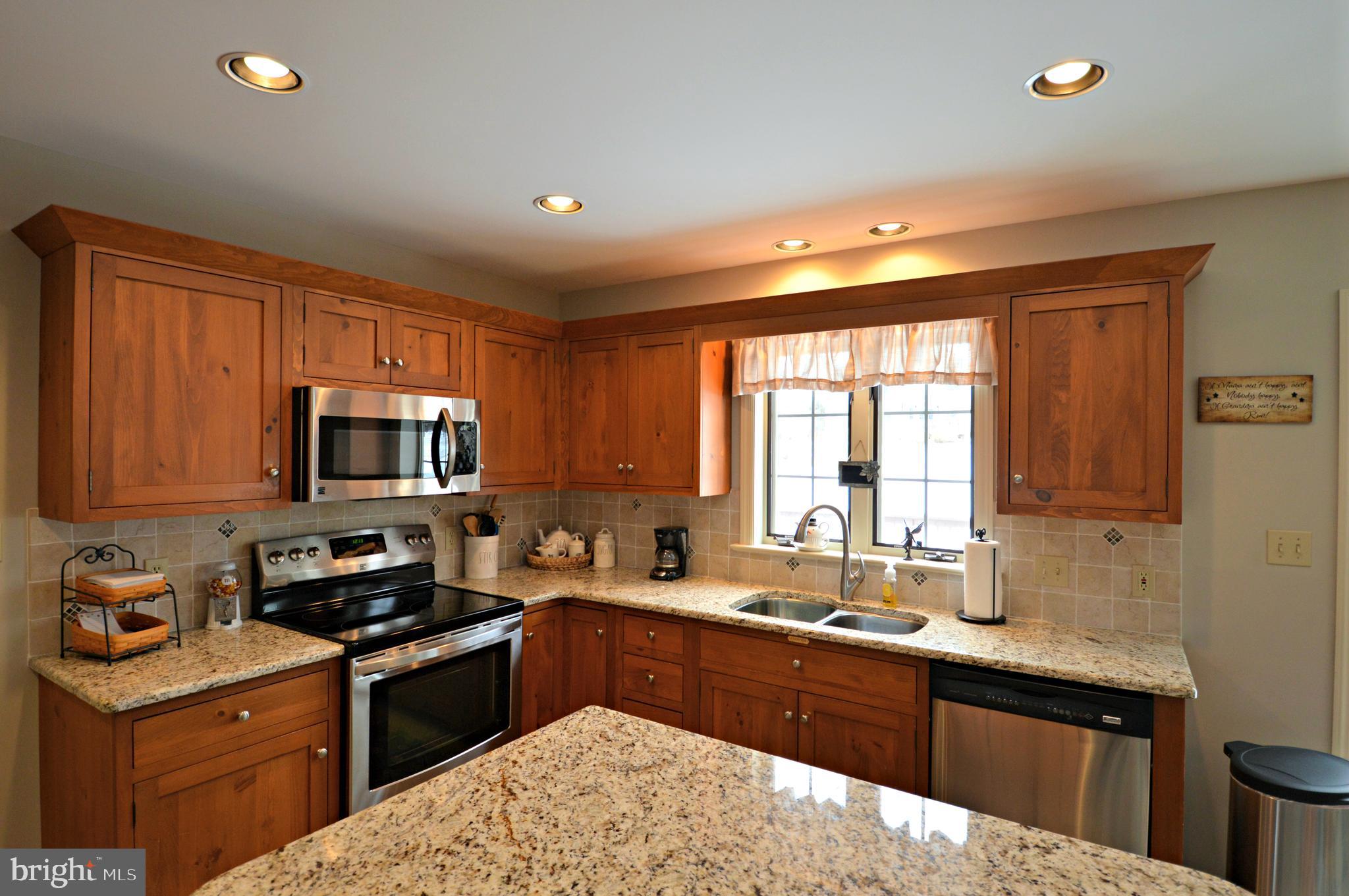 6 Marie Drive Lititz, PA 17543 - Photo 10 of 31