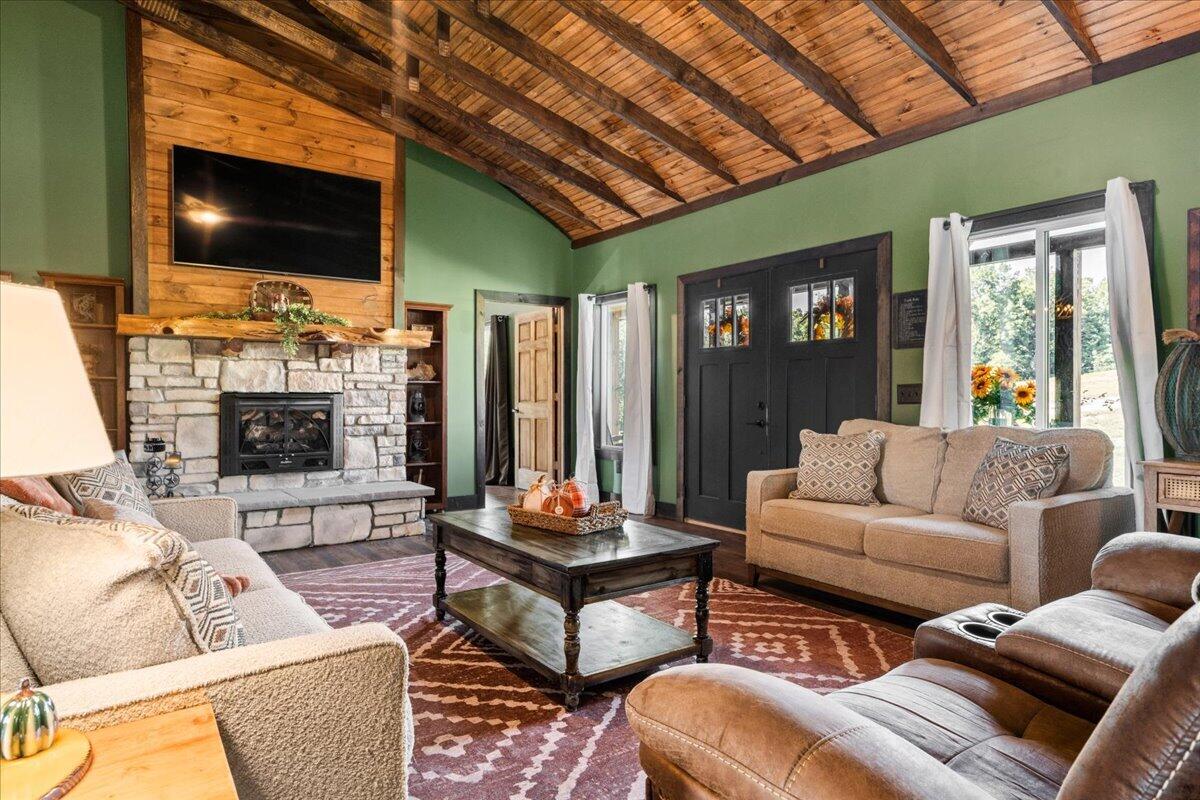 2113 Calaboose Ridge Road Campton, KY 41301 - Photo 16 of 50 16-IVA04007