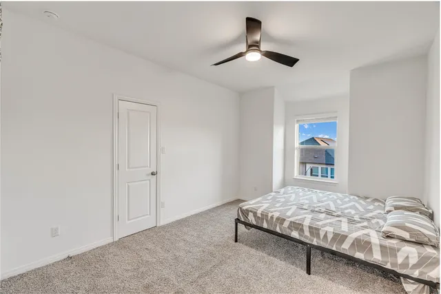 $2,595 | 111 Fortuna Court, Liberty Hill, TX 78642