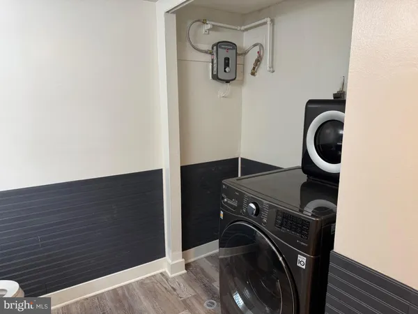 $225,000 | 523 Florida Avenue, Unit T2, Herndon, VA 20170